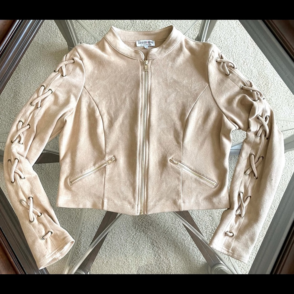 Fashion nova crop jacket